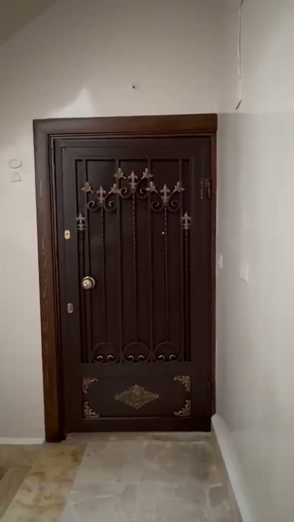 صورة مصغرة لفيديو منزل للإيجار في الفرقان