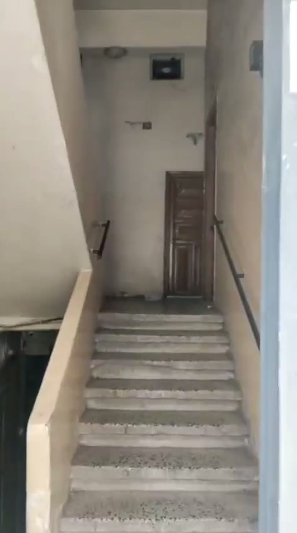 صورة مصغرة لفيديو شقة للبيع في شارع بغداد