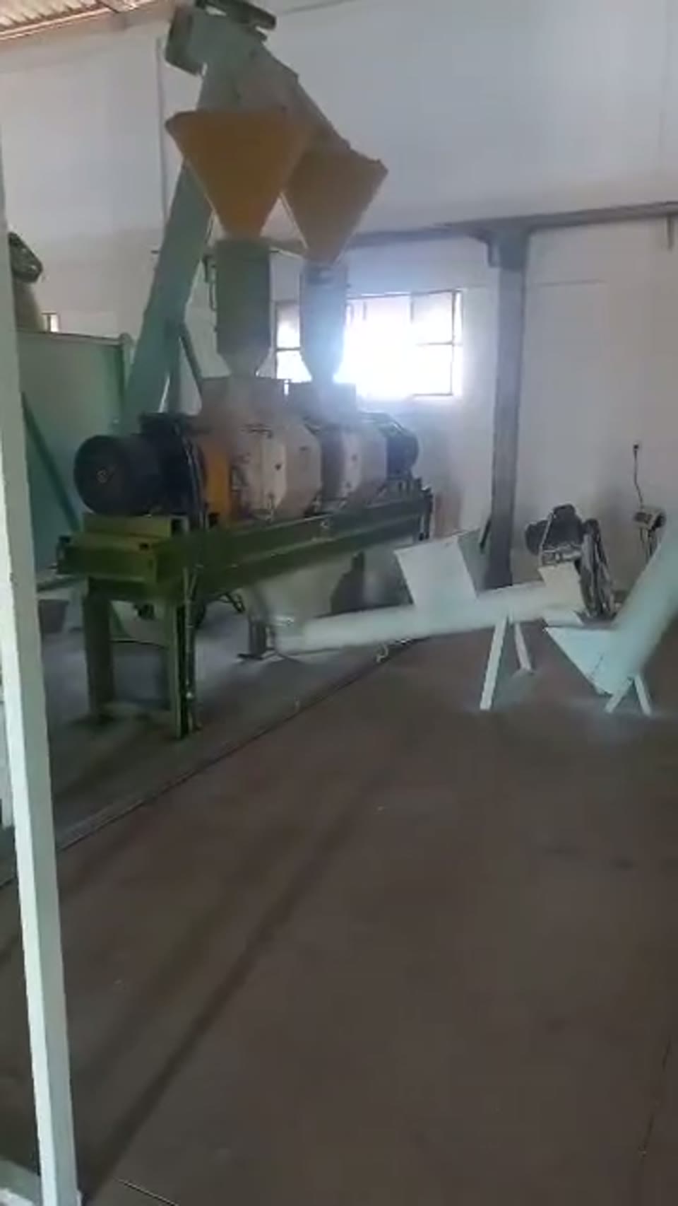 صورة مصغرة لفيديو عقار صناعي للبيع في خربة غزالة