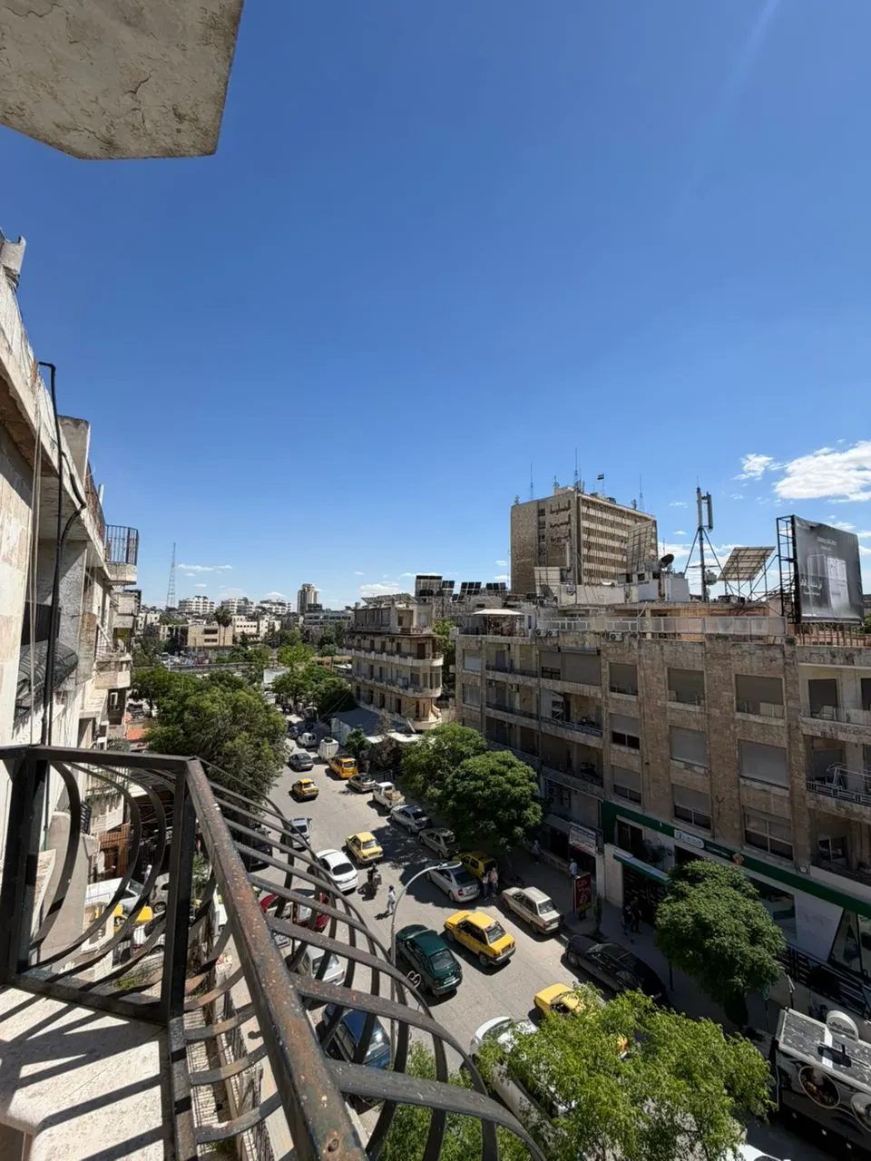منزل للبيع في المحافظة — 6 غرف