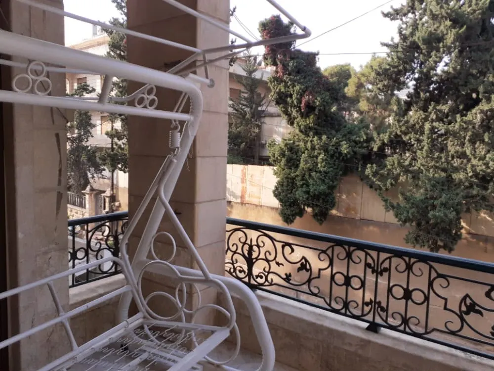 منزل للبيع في المحافظة — 6 غرف