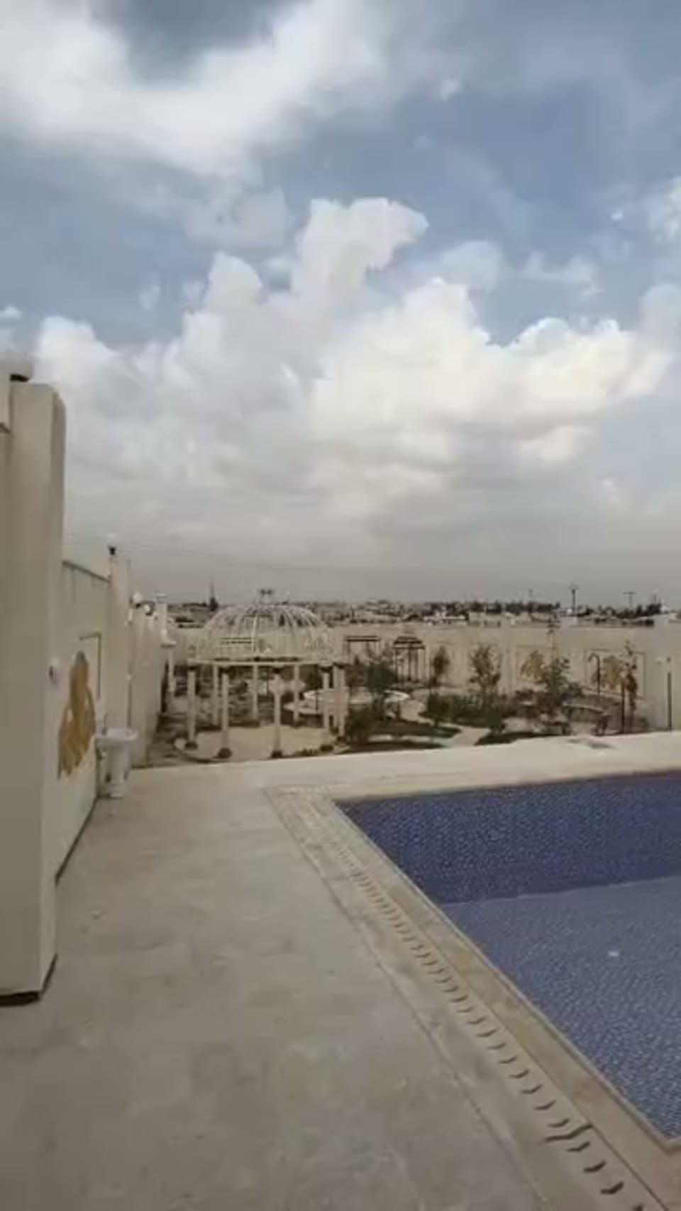 صورة مصغرة لفيديو أرض للبيع في خان العسل — 5 غرف