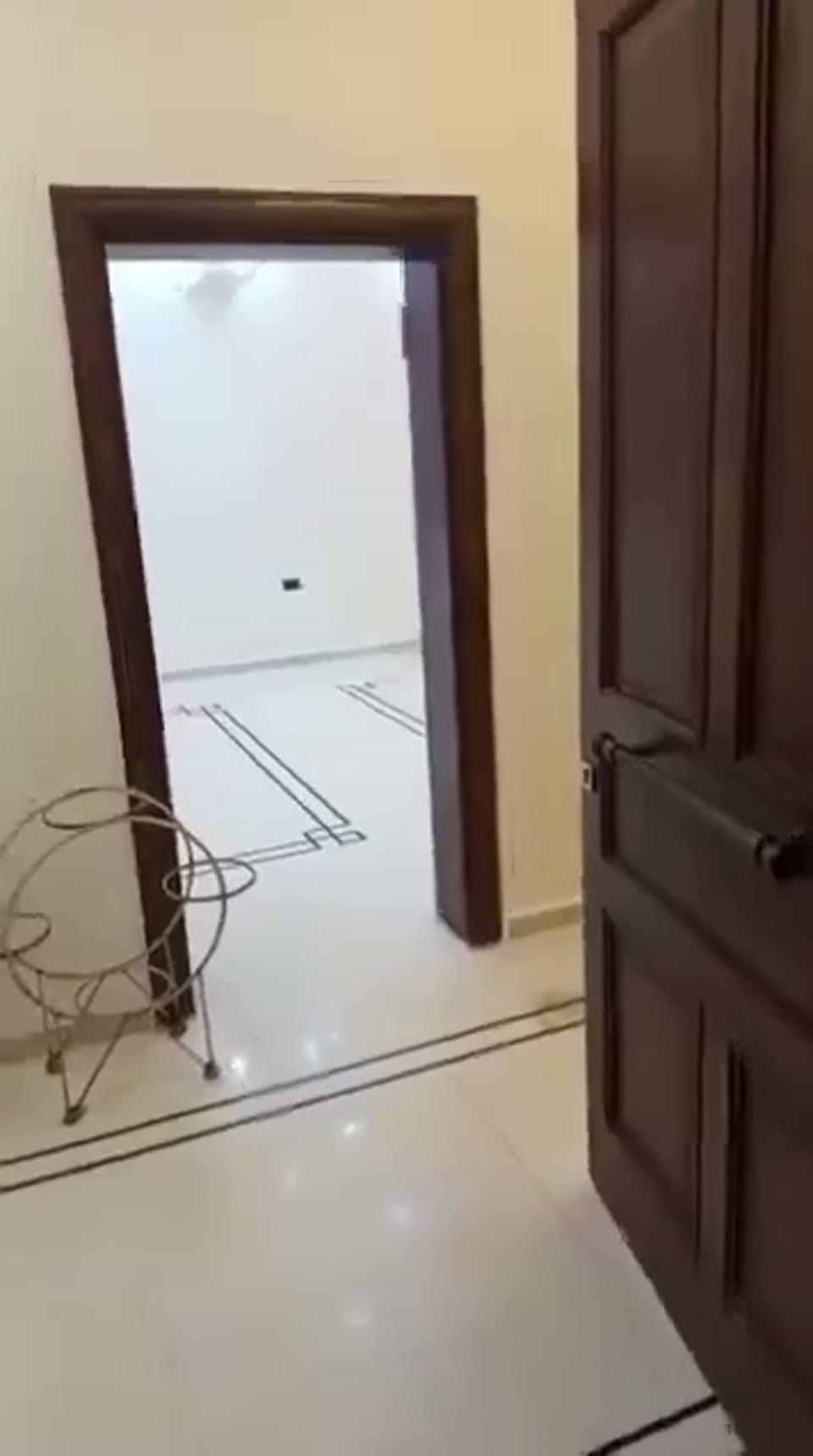 صورة مصغرة لفيديو منزل للبيع في الزهراء — 6 غرف