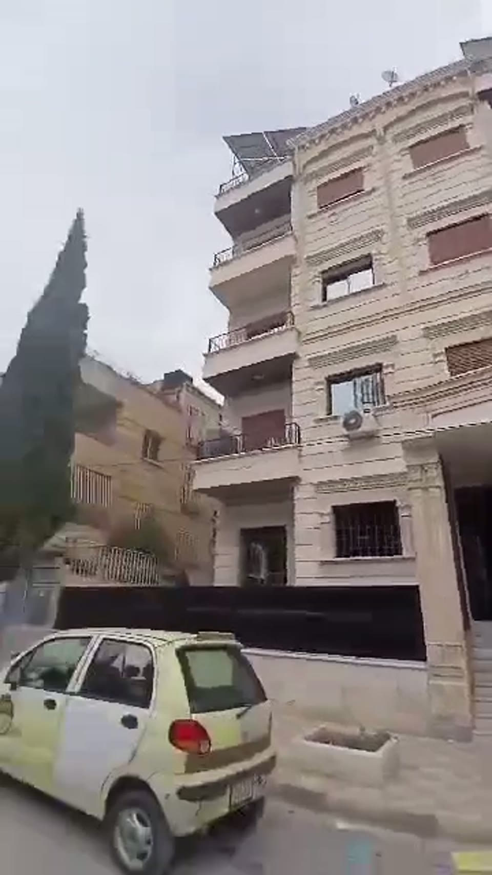 صورة مصغرة لفيديو منزل للبيع في حلب الجديدة