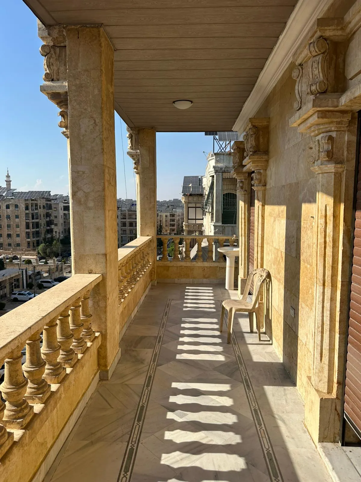 منزل للإيجار في الفرقان — 5 غرف