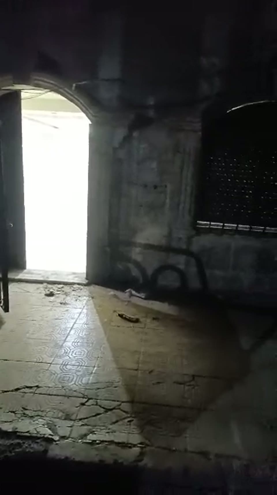 صورة مصغرة لفيديو للبيع غرفتين و موزع اماميات اعظمية
