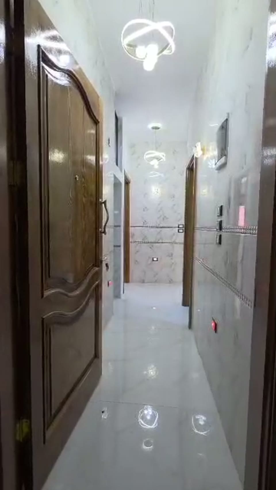 صورة مصغرة لفيديو للبيع ٣ غرف ط٤ بحي الجامعة