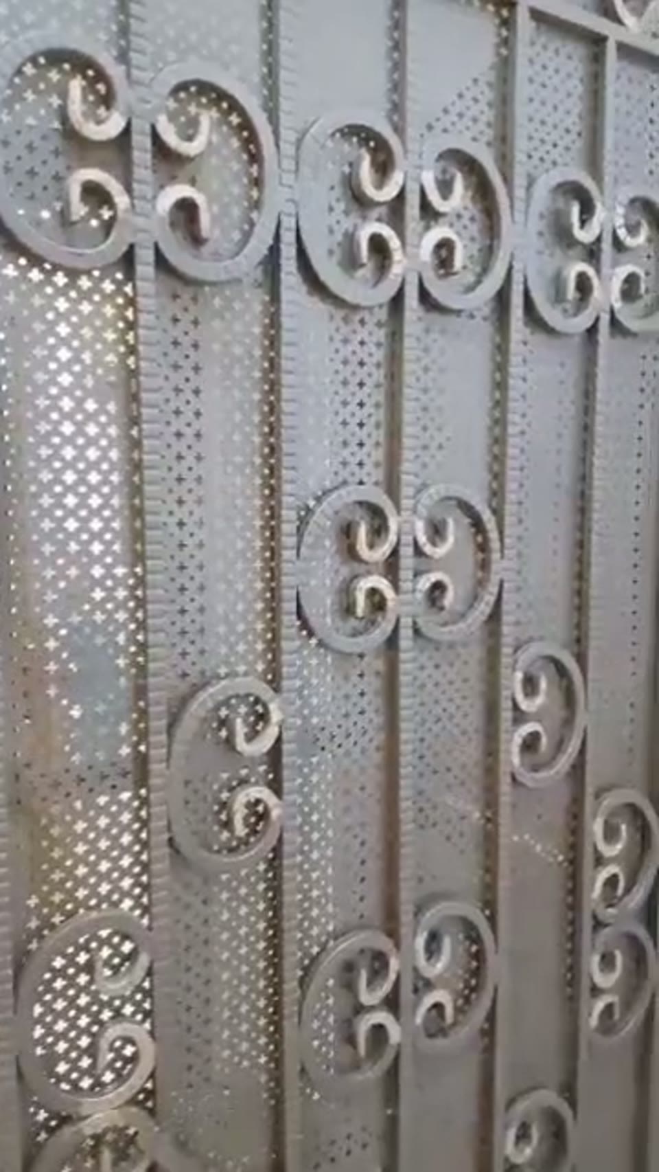 صورة مصغرة لفيديو شقه سكنيه في حي الاذاعه كورنيش
