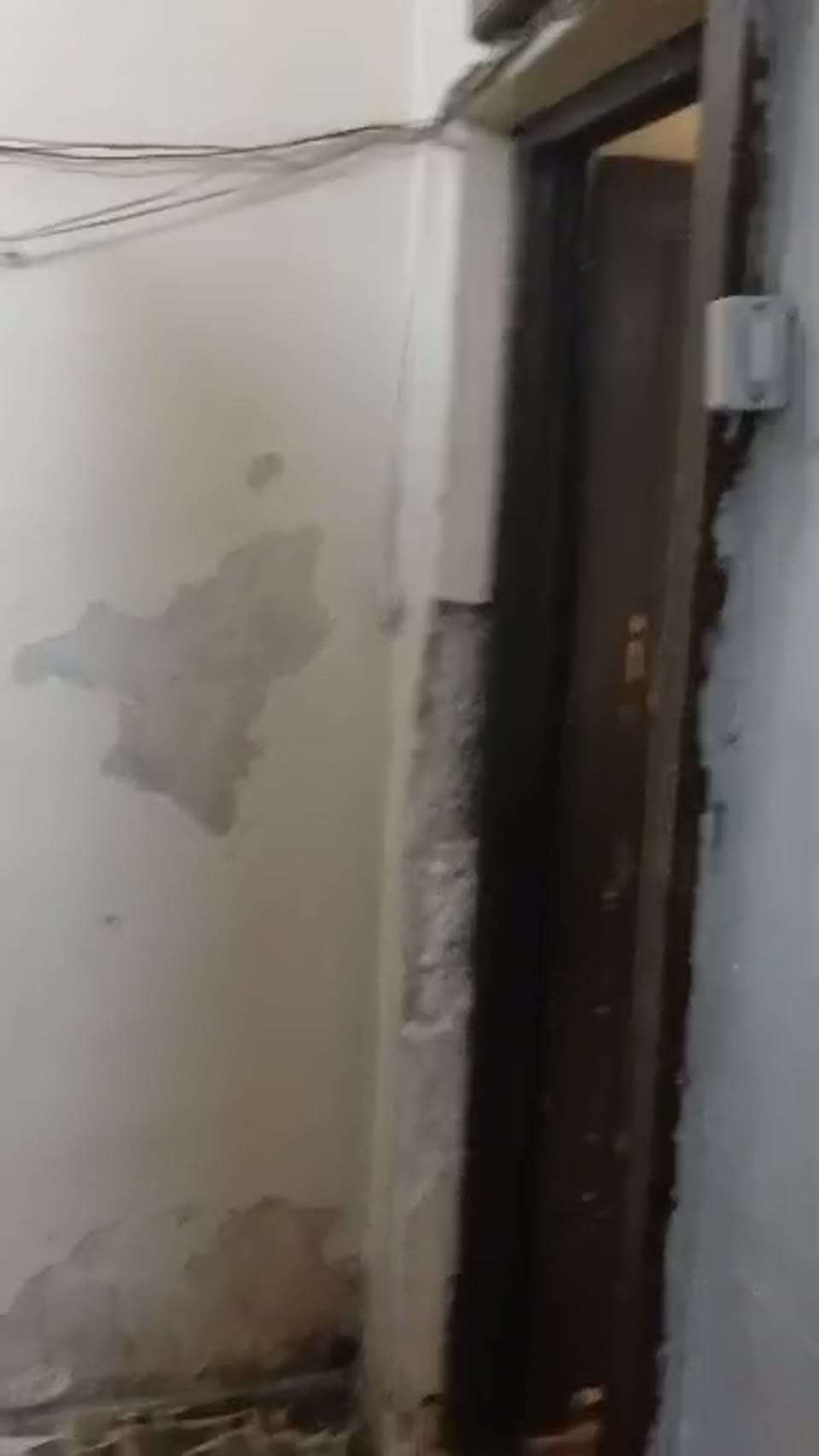 صورة مصغرة لفيديو للبيع منزل  سيف دوله امام حديقه  3 غرف وصالون