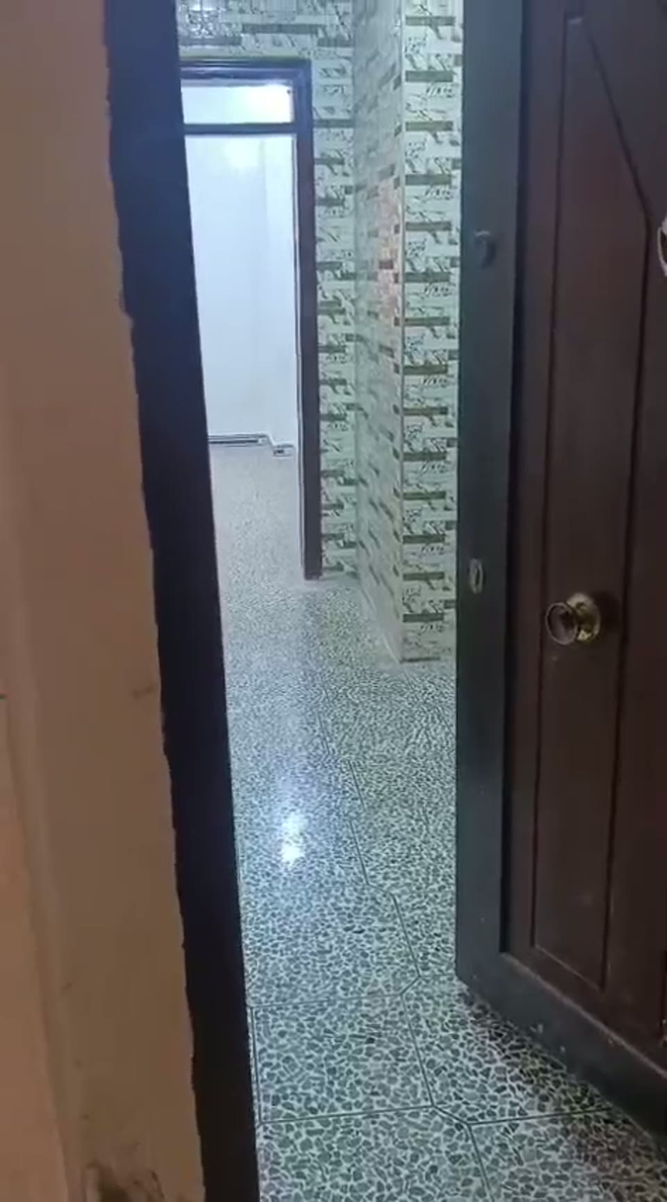 صورة مصغرة لفيديو للبيع ثلاثة غرف.بحي الجامعة