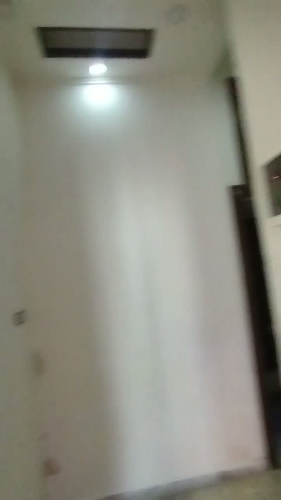 صورة مصغرة لفيديو شقه سكنيه للبيع في سيف الدوله جانب جامع الشيط
