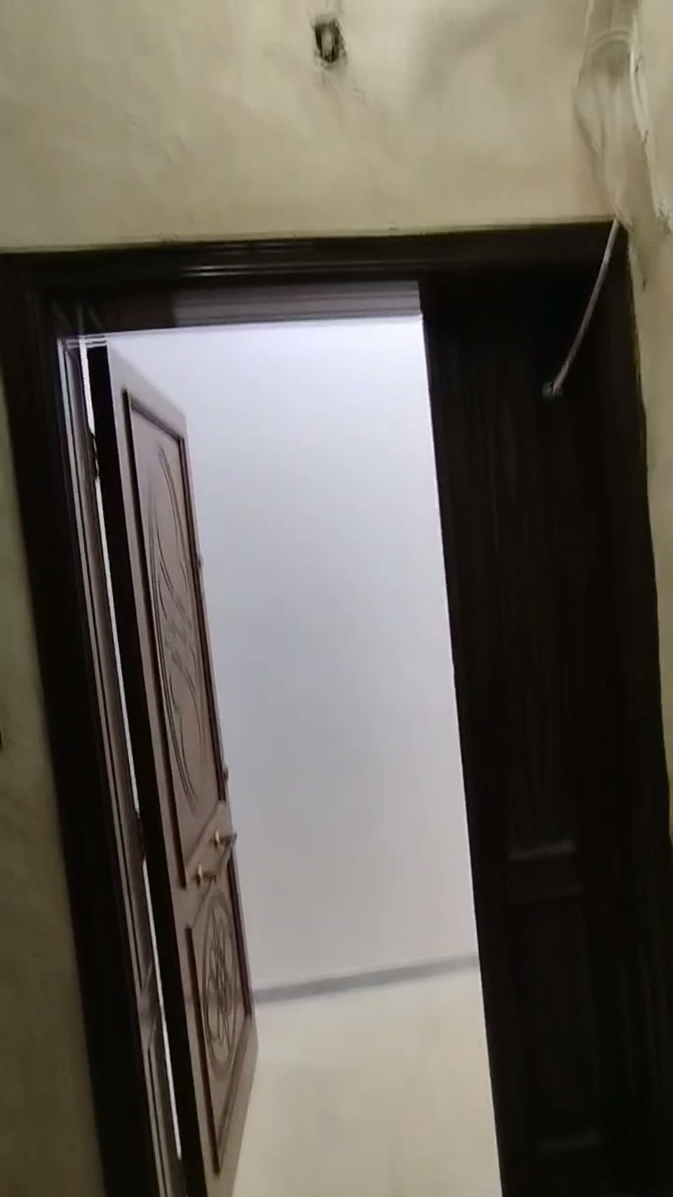 صورة مصغرة لفيديو شقه سكنيه في الاعظميه نزلة المستودعات
